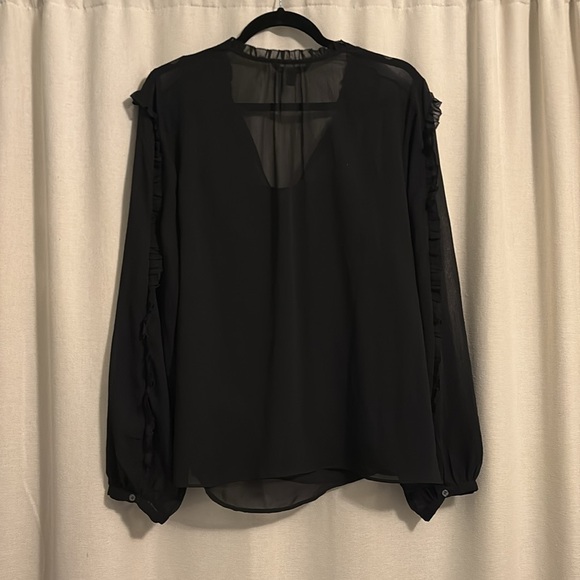 Black Banana Republic blouse xl with ruffle trim and tie front - Picture 5 of 5